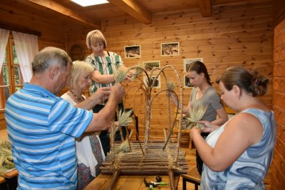 Warsztaty Tworzenia Tradycyjnego Wieńca Dożynkowego II